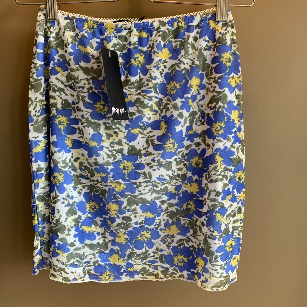 Nasty Gal floral skirt! NWT